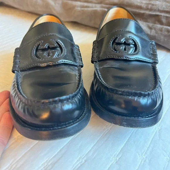 Gucci Glossy Black Leather Slip-On Loafers